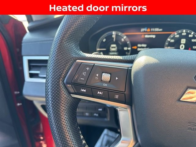 Used 2023 Mitsubishi Outlander SE image 12