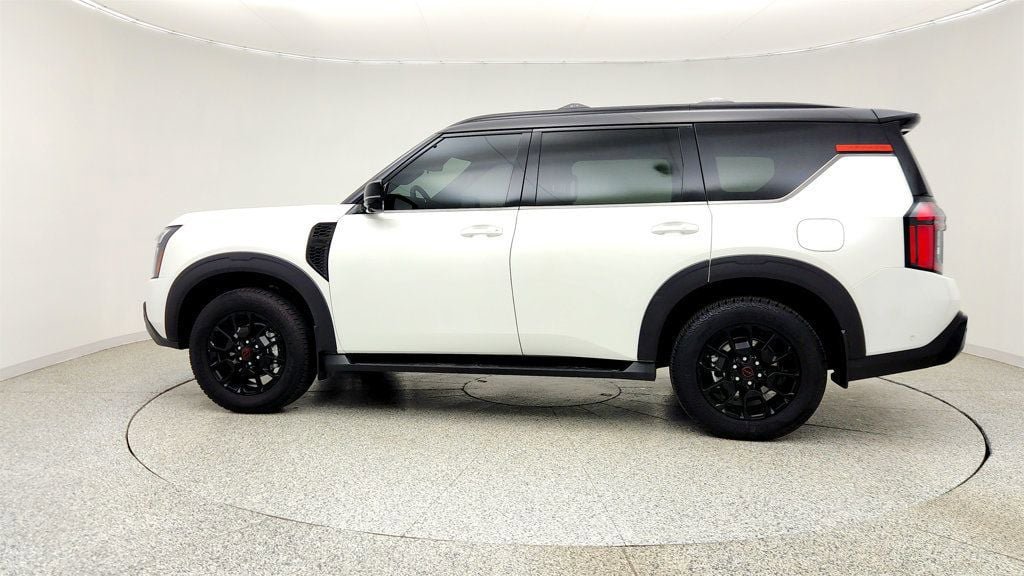 Used 2025 Nissan Armada PRO-4X w/ Pro-4X Premium Package AWD/4WD image 8