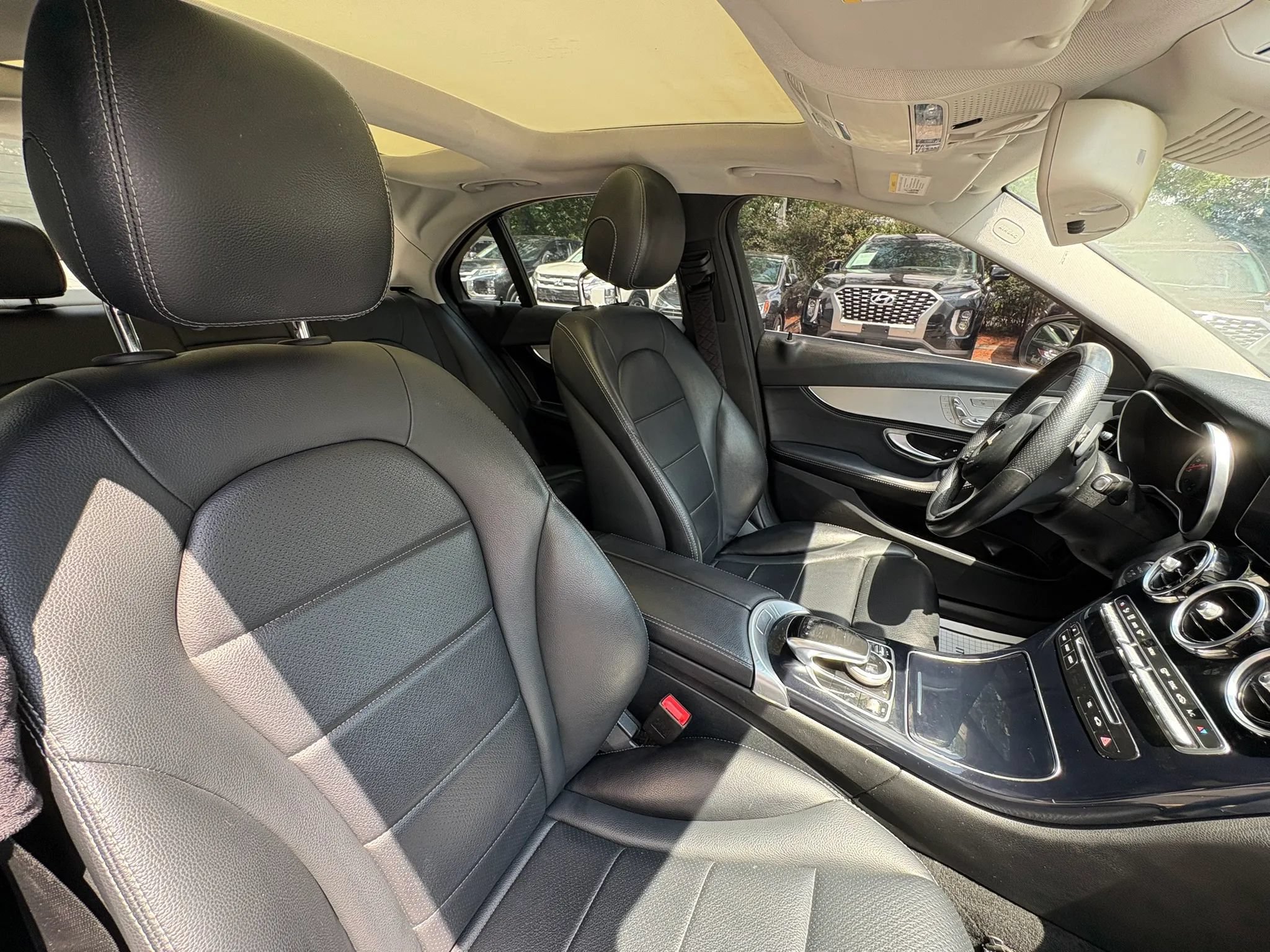 Used 2016 Mercedes-Benz C 300 4MATIC Sedan image 8