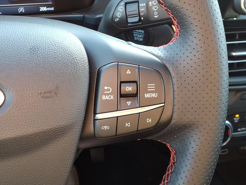 Used 2025 Ford Escape ST-Line image 22