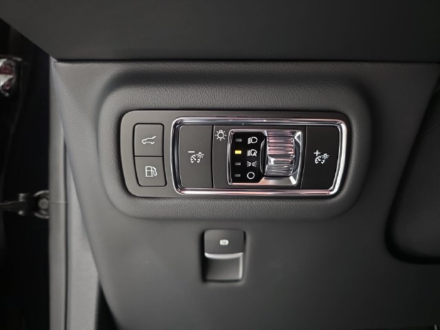New 2026 Lincoln Nautilus Reserve AWD/4WD image 22