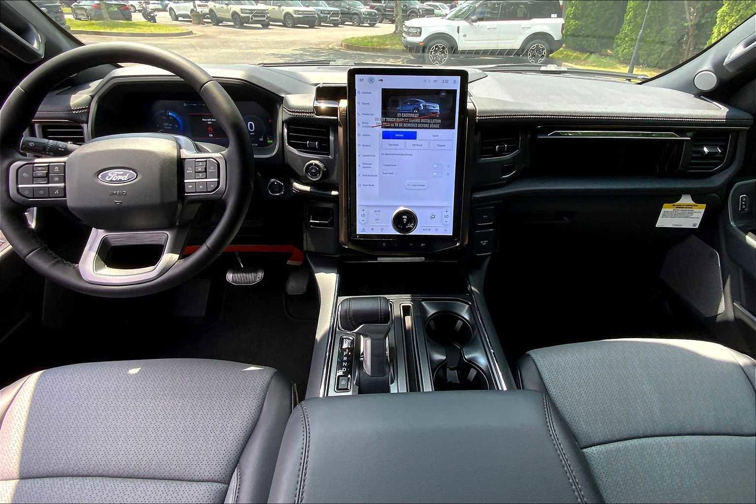 New 2025 Ford F150 Lightning Lariat image 5