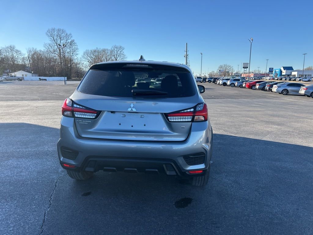 Used 2025 Mitsubishi Outlander Sport AWD image 5
