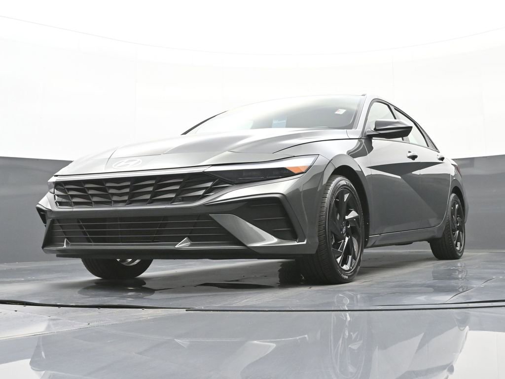 Certified 2026 Hyundai Elantra Sport w/ Cargo Package image 46