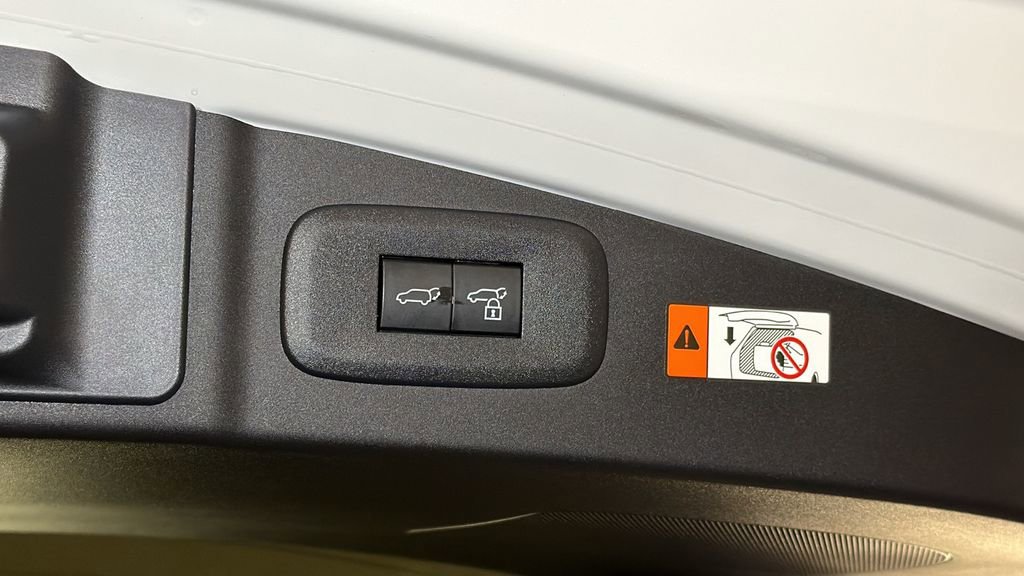 Certified 2023 Lexus RZ 450e Premium w/ Technology Package image 15