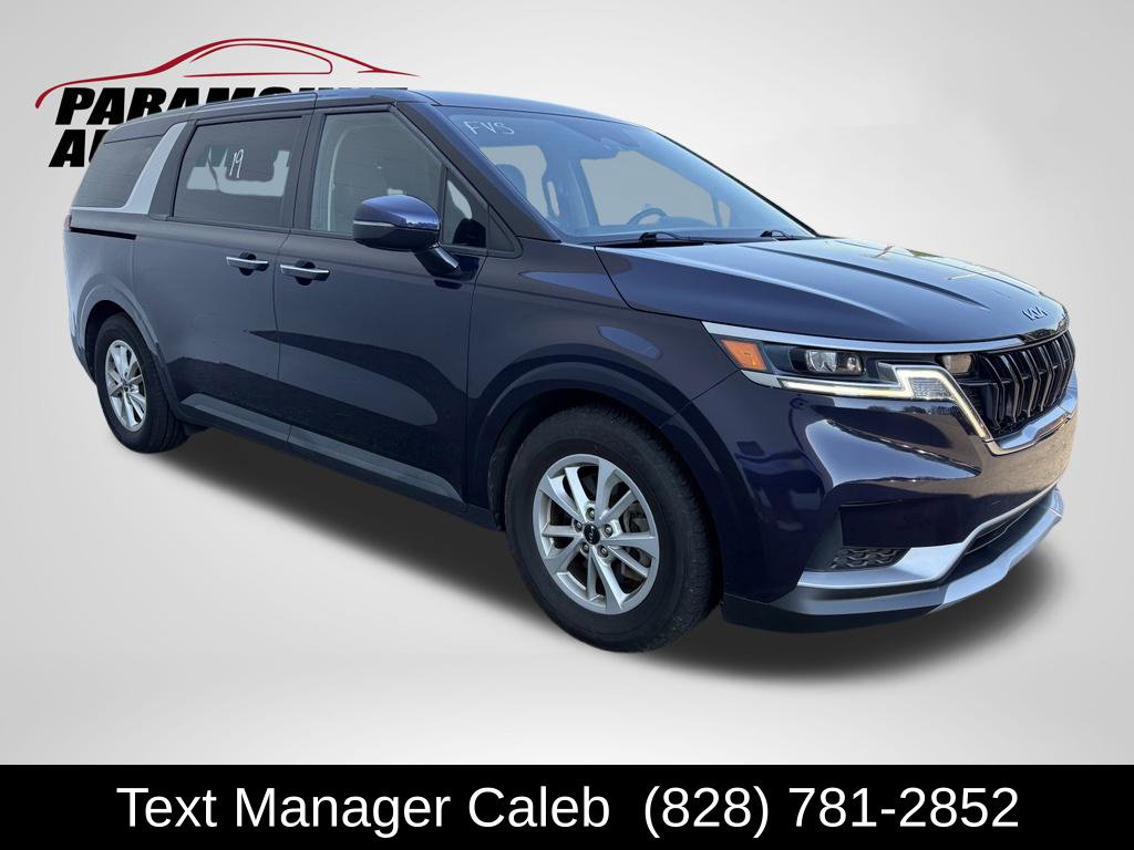 Used 2023 Kia Carnival LX FWD 360° Tour