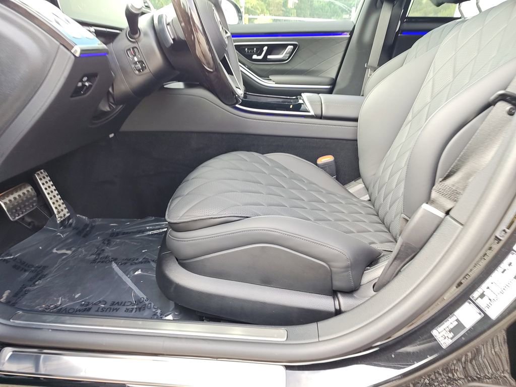 New 2026 Mercedes-Benz S 580 4MATIC Sedan image 16