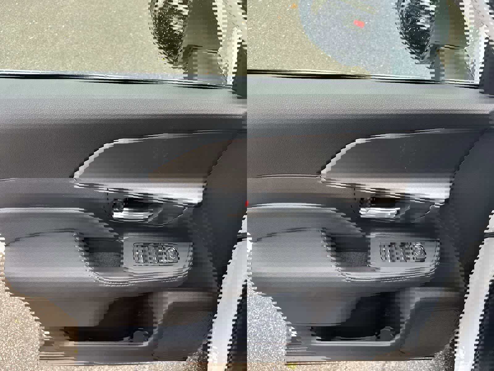 New 2026 Toyota Grand Highlander XLE image 16