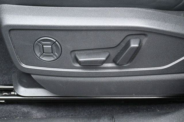 Used 2025 Audi Q5 Premium w/ Convenience Package AWD/4WD image 10