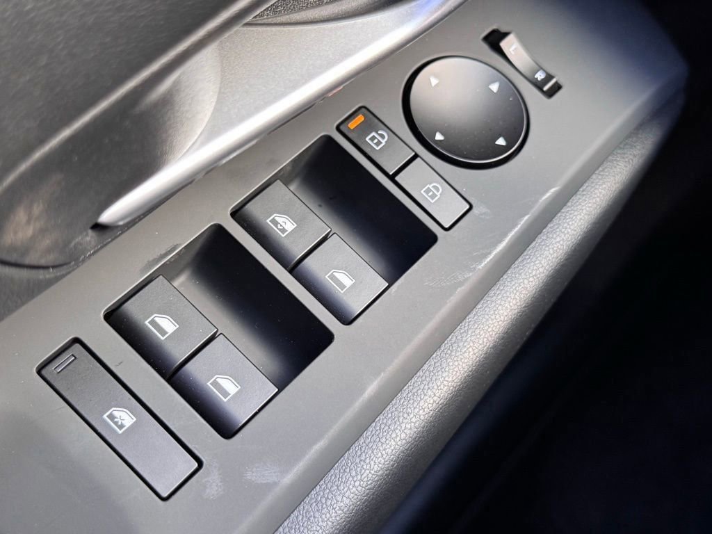 New 2026 Hyundai Tucson SE image 21