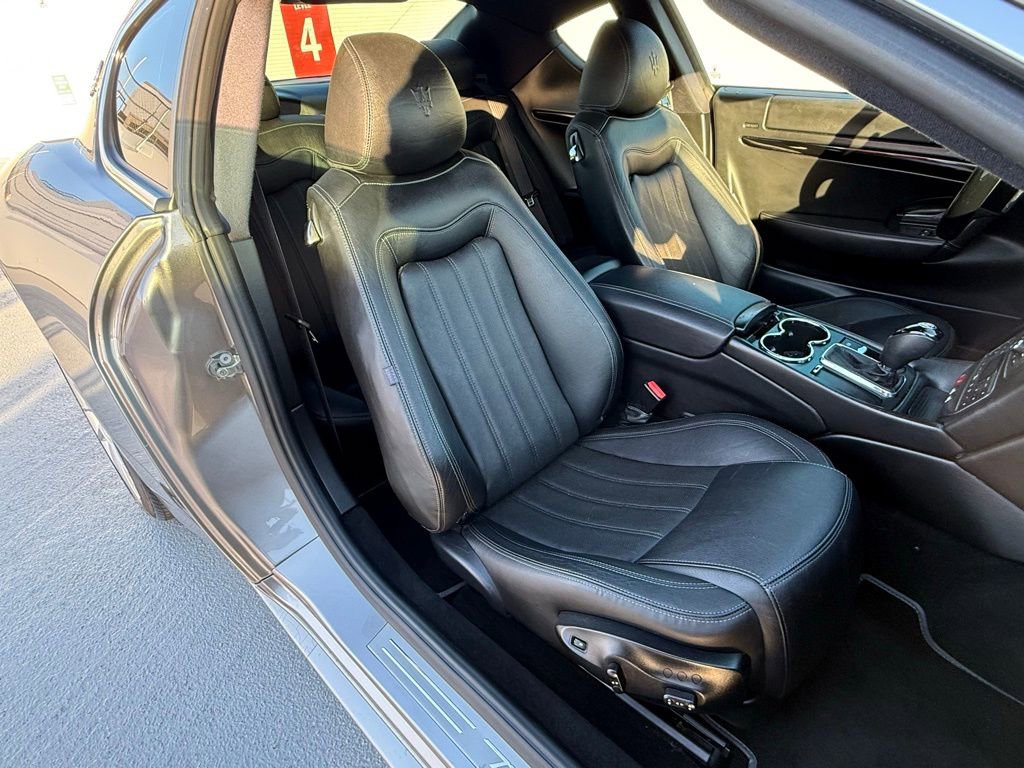 Used 2010 Maserati GranTurismo S RWD image 23