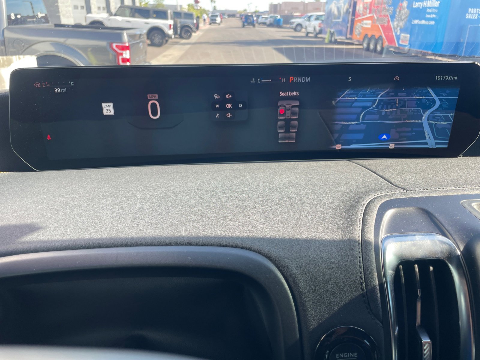 Used 2025 Ford Expedition Tremor AWD/4WD image 19