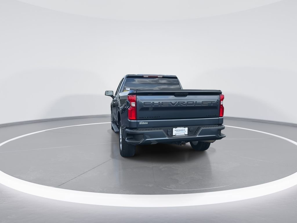Used 2021 Chevrolet Silverado 1500 Custom w/ LPO, Dark Essentials Package AWD/4WD image 7
