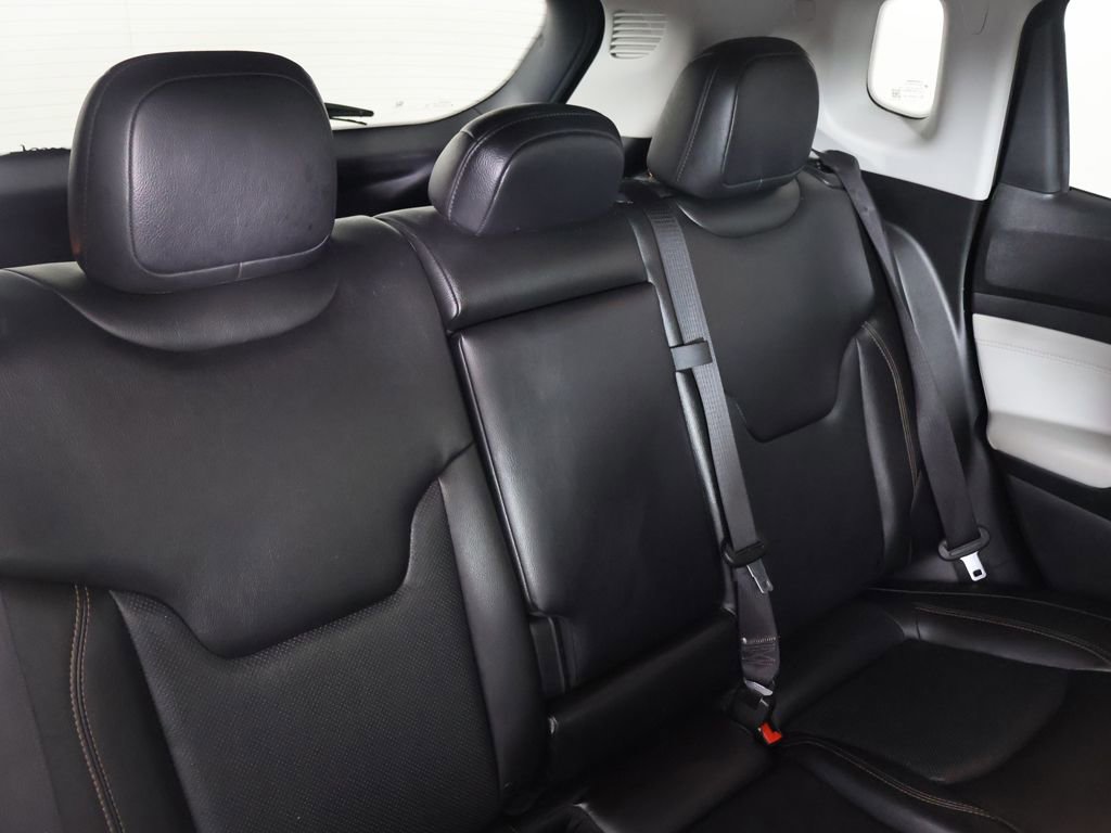 Used 2022 Jeep Compass Limited image 33