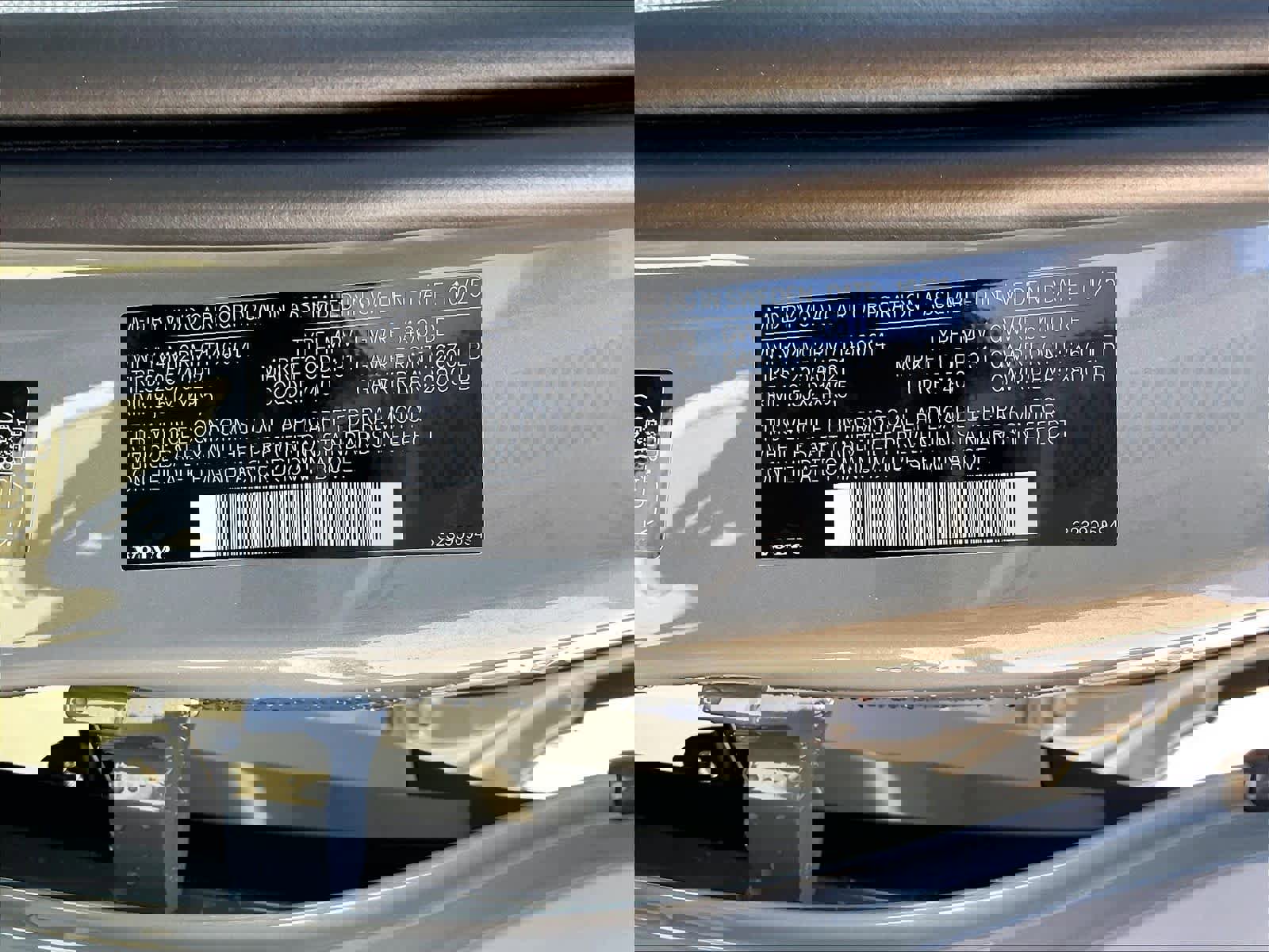 New 2026 Volvo XC60 B5 Ultra w/ Protection Package Premier image 36