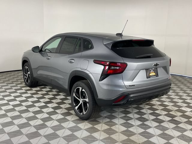 New 2026 Chevrolet Trax RS w/ Driver Confidence Package FWD image 19