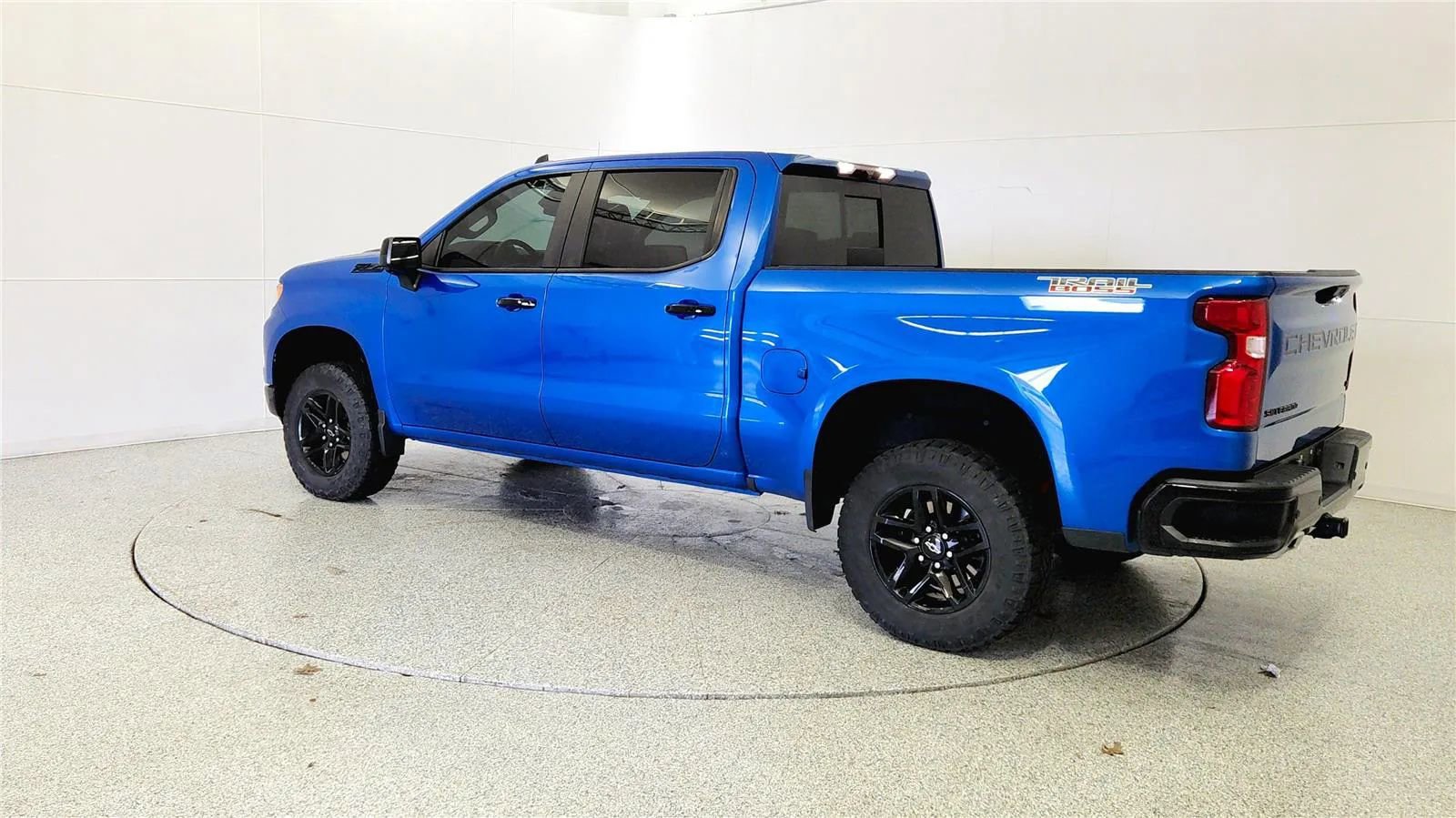 Used 2023 Chevrolet Silverado 1500 LT Trail Boss w/ LT Trail Boss Premium Package image 5