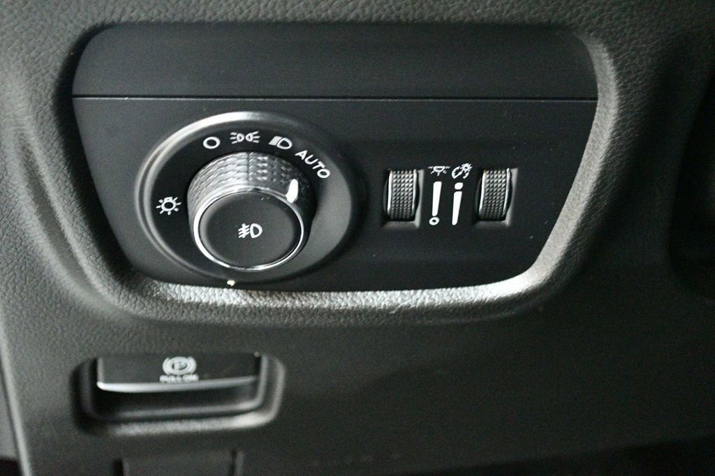 Used 2021 Jeep Grand Cherokee L Overland w/ Luxury Tech Group IV image 72