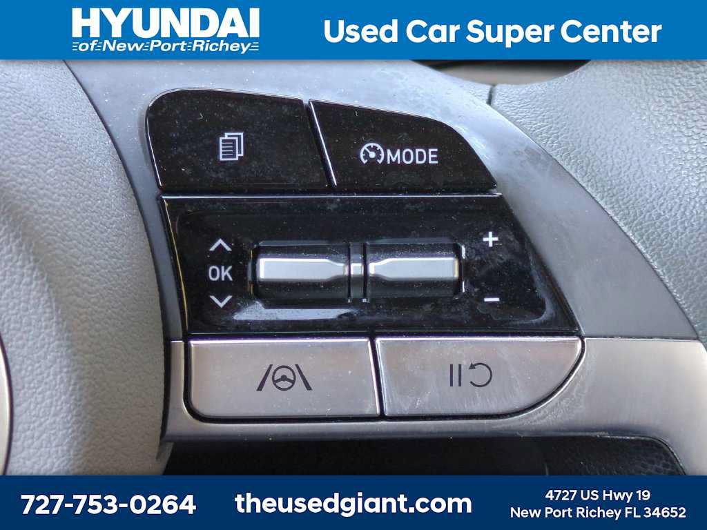 Used 2023 Hyundai Elantra SEL FWD image 25