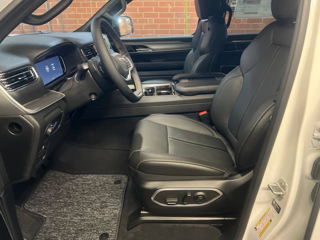 New 2026 Jeep Grand Wagoneer L 4WD image 12