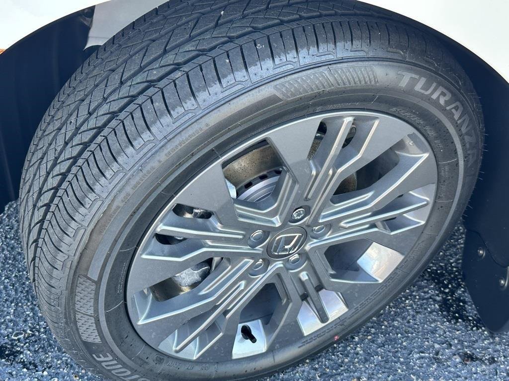 New 2026 Honda Odyssey Touring image 18