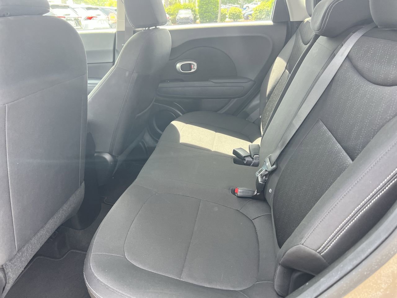 Used 2014 Kia Soul FWD image 32