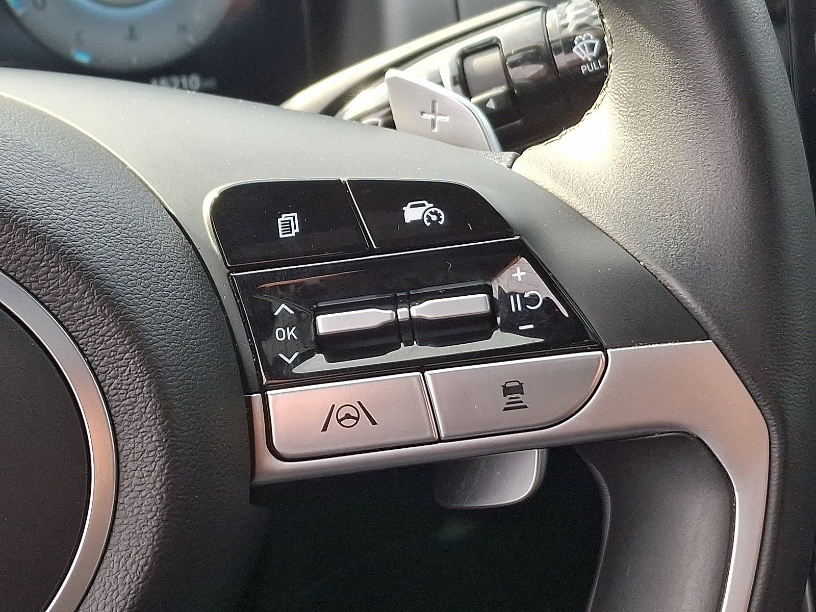 Used 2024 Hyundai Santa Cruz Limited image 23