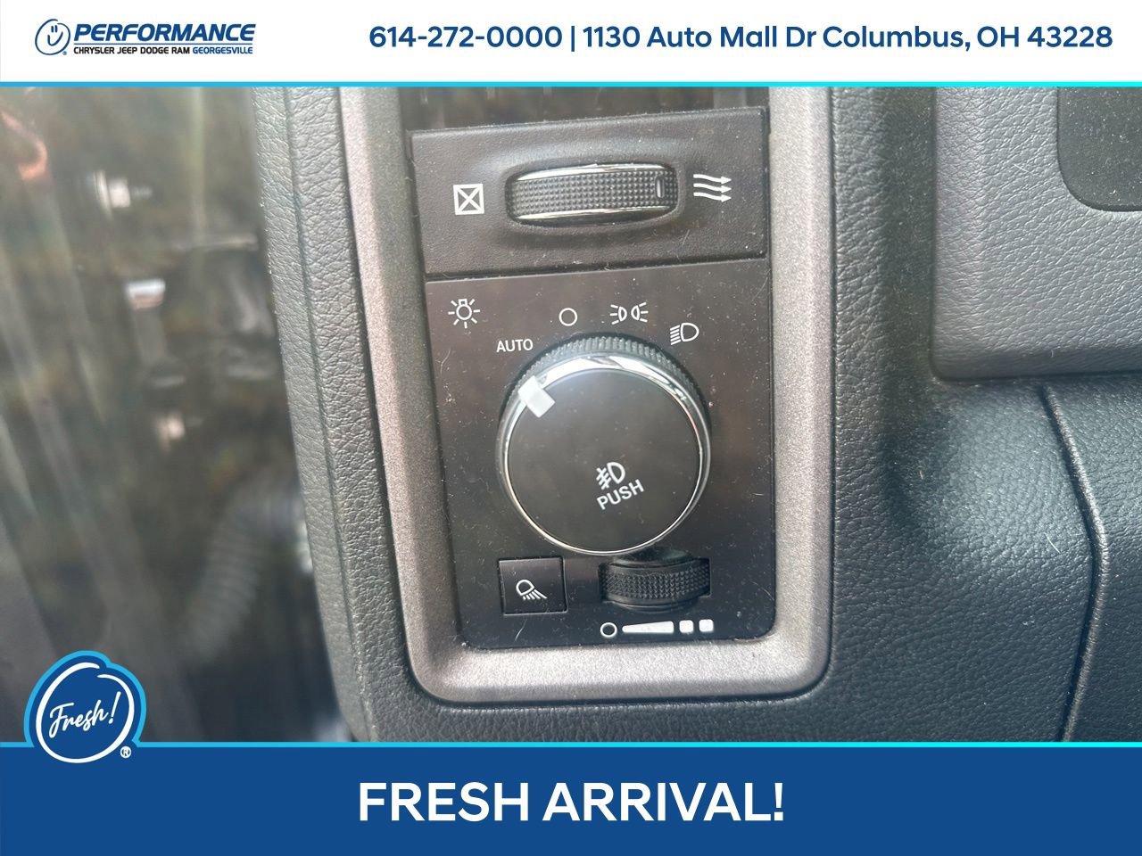 Used 2017 RAM 1500 ST w/ SXT Appearance Group AWD/4WD image 16