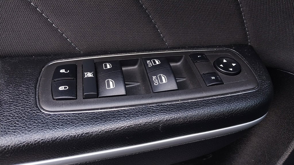 Certified 2022 Dodge Charger R/T image 29