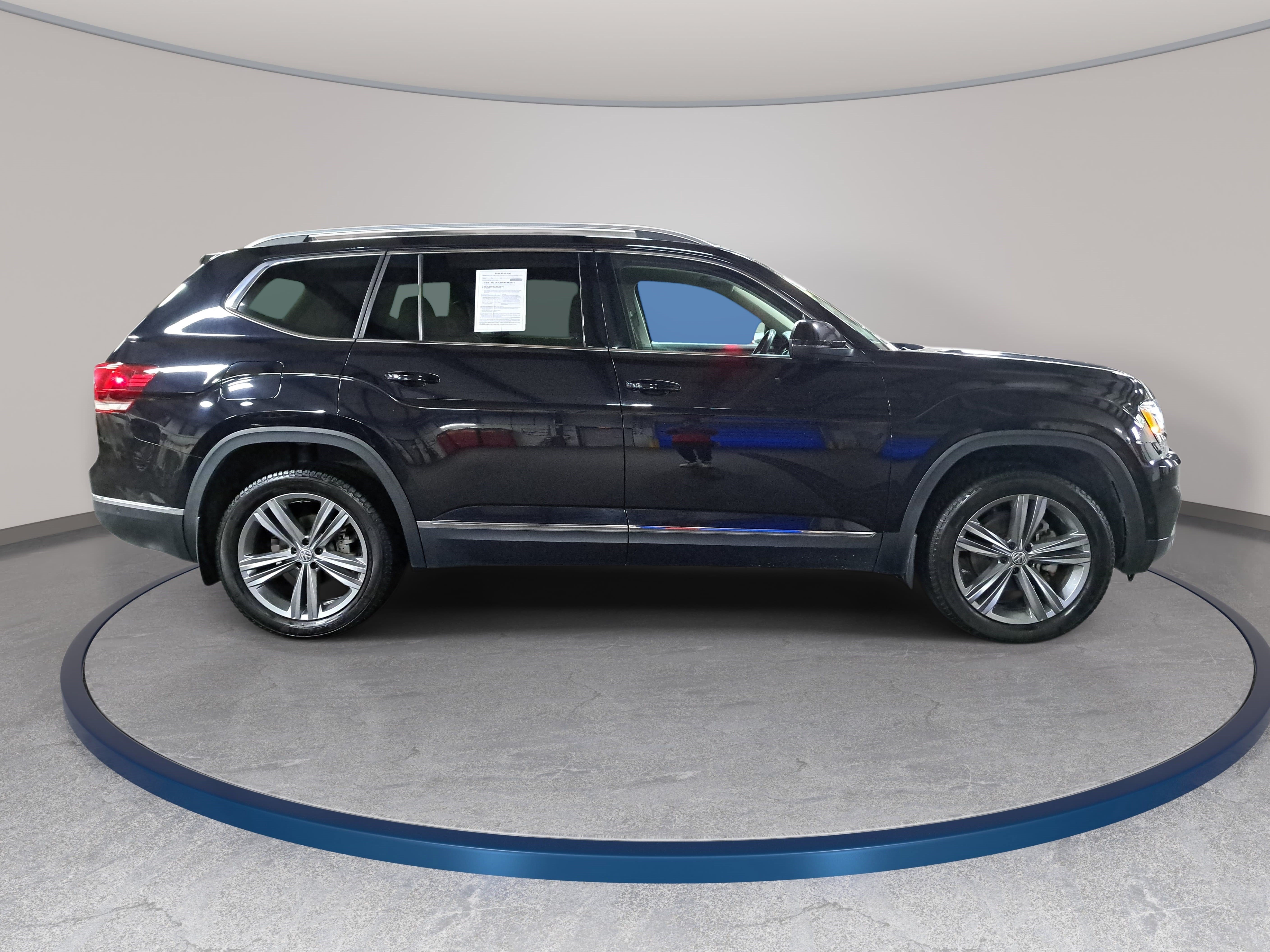 Used 2019 Volkswagen Atlas SEL Premium AWD/4WD image 4