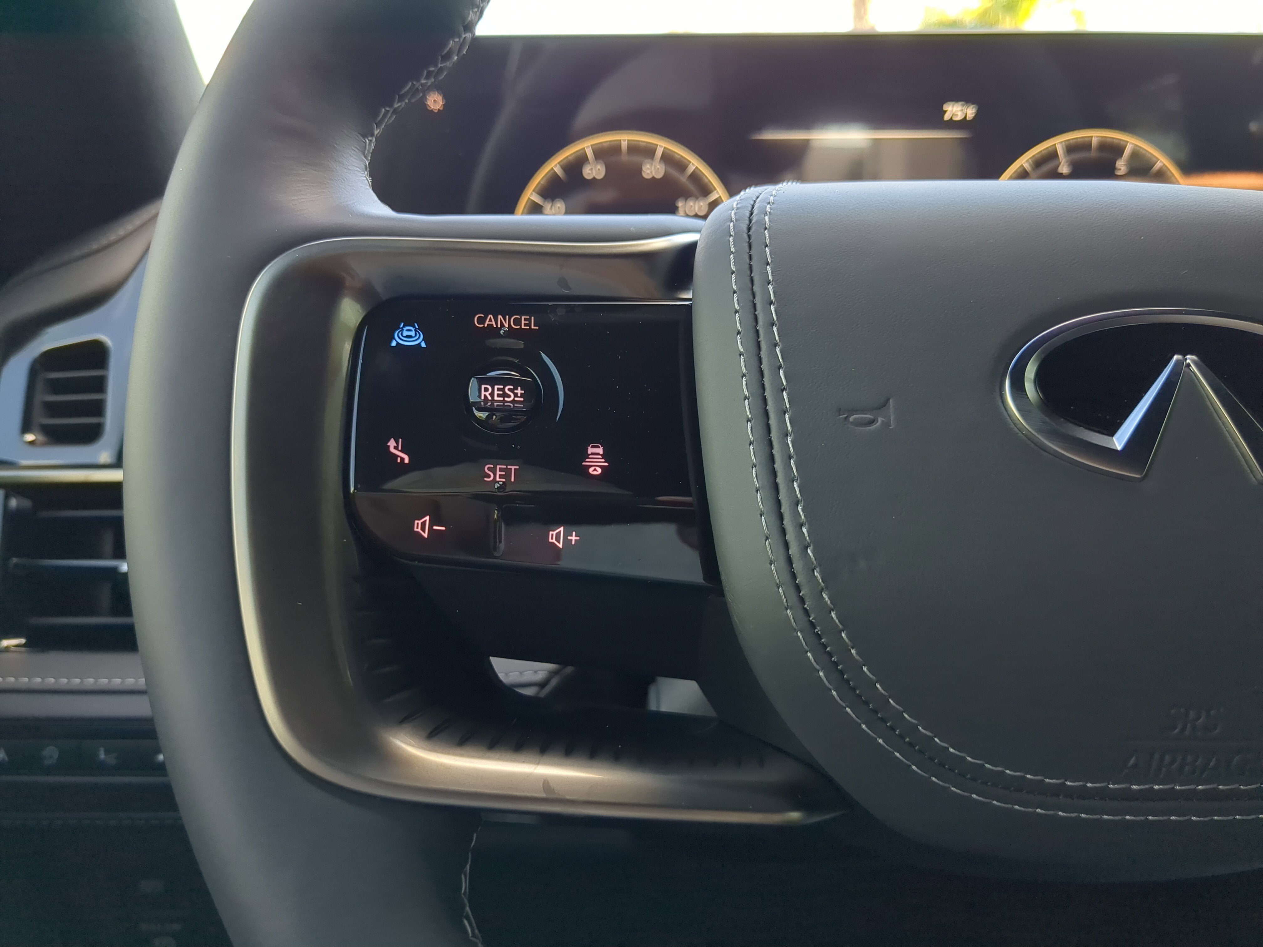 New 2026 INFINITI QX80 Autograph w/ Premium Cargo Package image 30