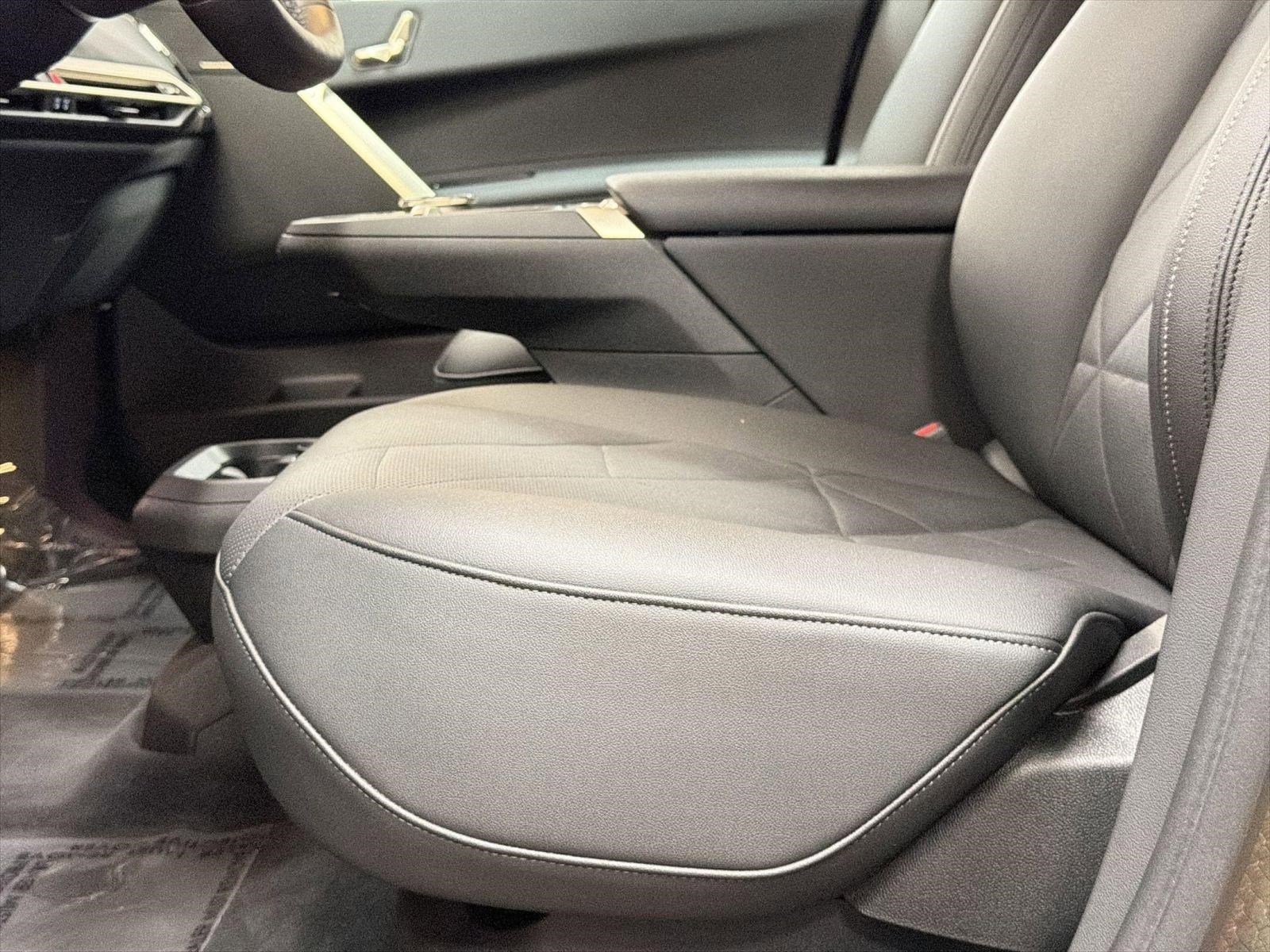 Certified 2023 BMW iX xDrive50 w/ Sport Package image 14