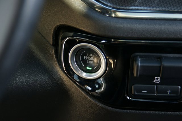 Used 2023 Chevrolet Silverado 1500 ZR2 w/ Technology Package image 25