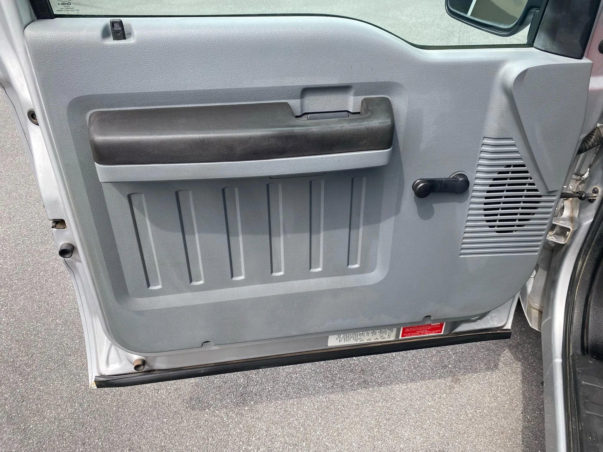 Used 2015 Ford F250 XL RWD image 9