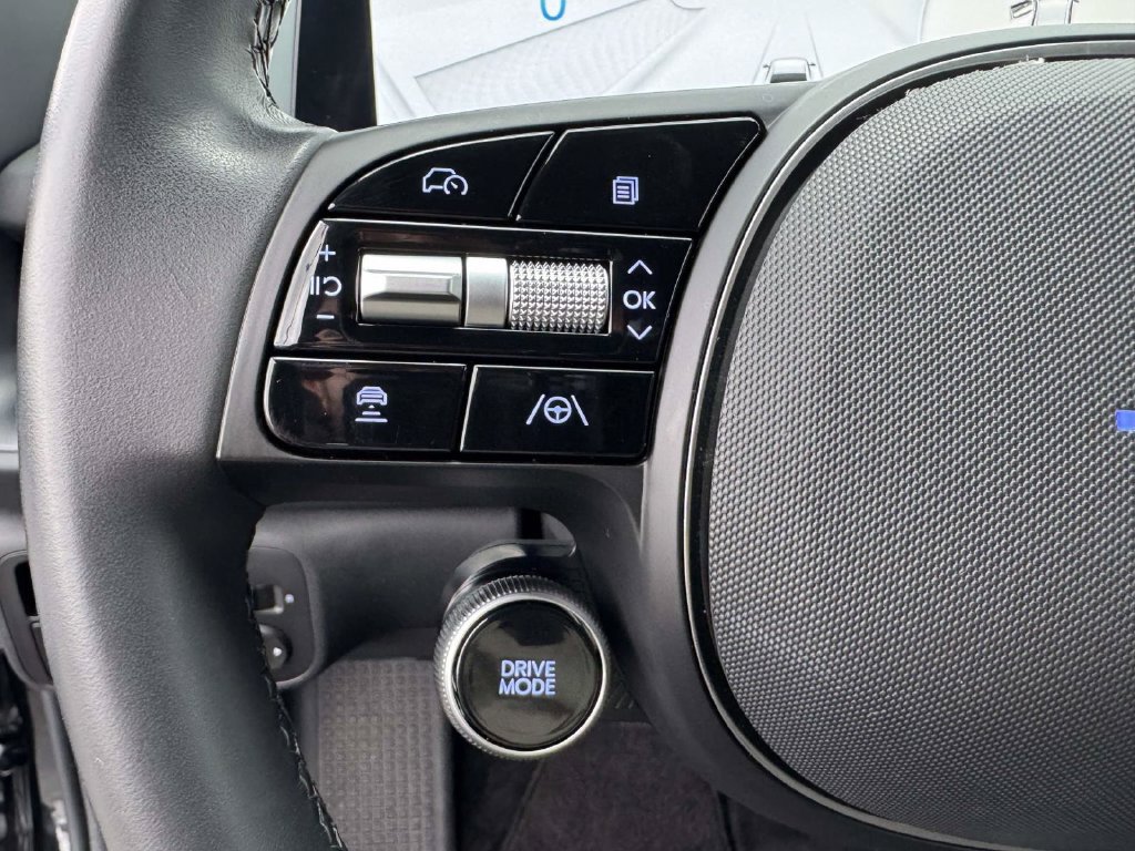 Used 2023 Hyundai Ioniq 6 SE AWD/4WD image 19
