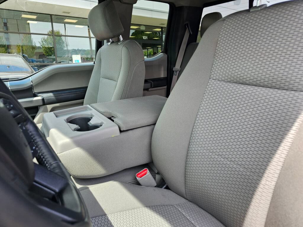 Certified 2017 Ford F150 XLT w/ Equipment Group 302A Luxury AWD/4WD image 21