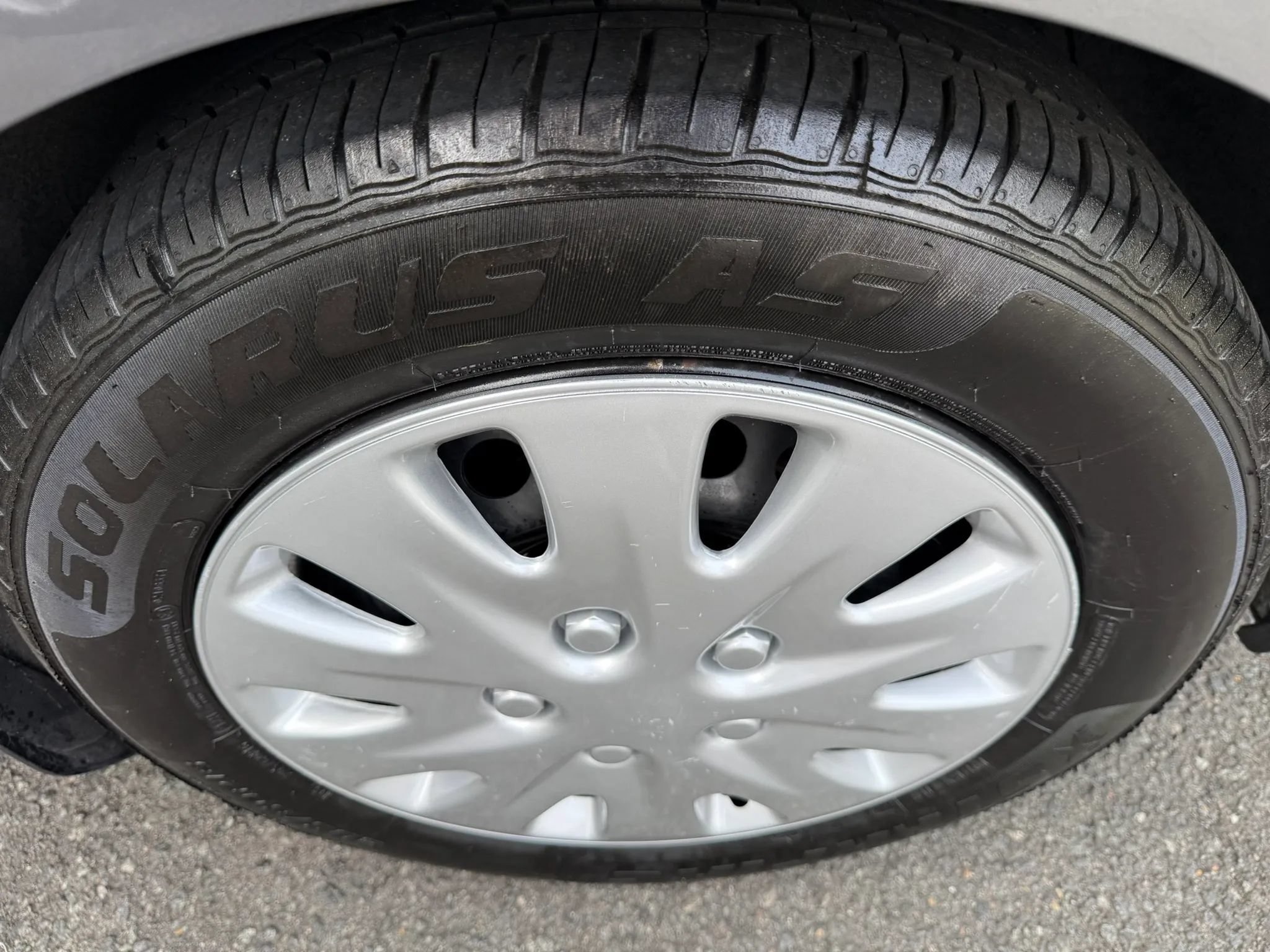 Used 2024 Nissan Sentra S FWD image 38