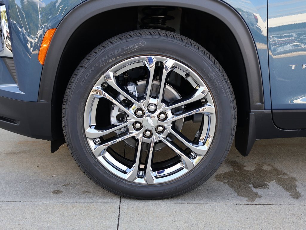 New 2026 Chevrolet Traverse LT w/ Driver Confidence Package image 38