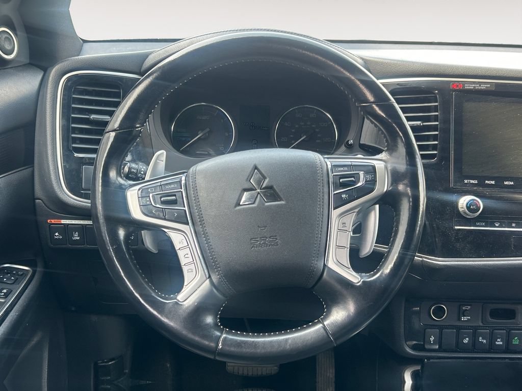 Used 2022 Mitsubishi Outlander LE AWD/4WD image 12