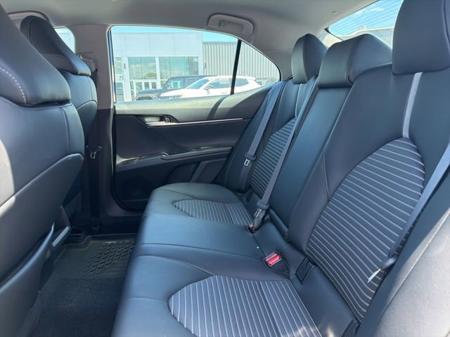 Used 2023 Toyota Camry SE FWD image 22