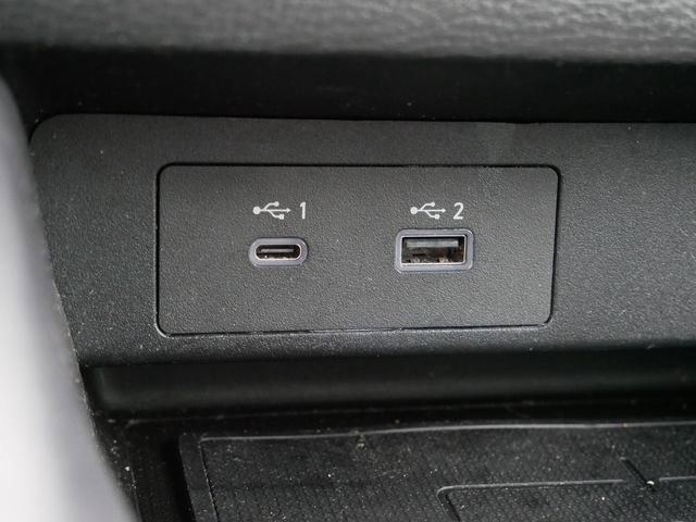 Used 2023 Mitsubishi Outlander SE image 24