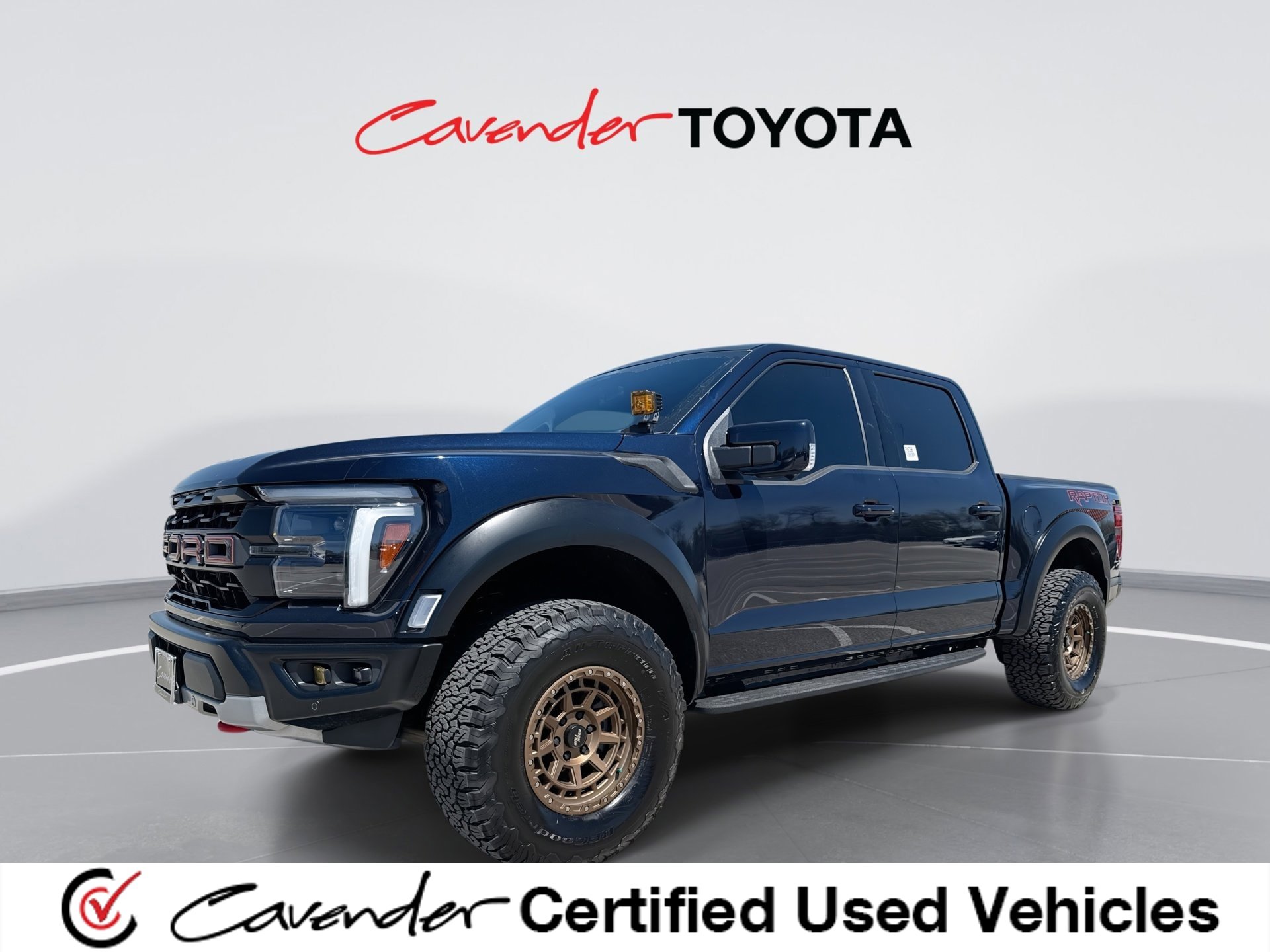 Used 2025 Ford F150 Raptor AWD/4WD image 1