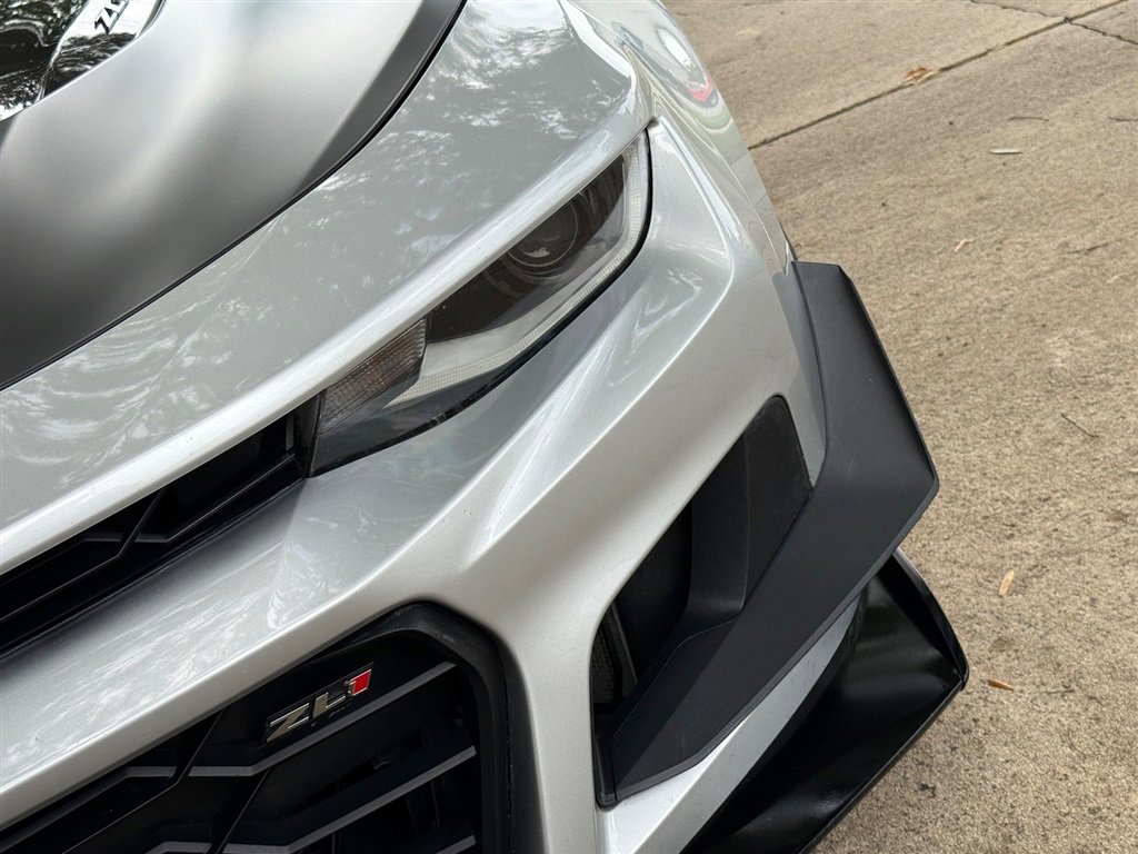 Used 2018 Chevrolet Camaro ZL1 image 14