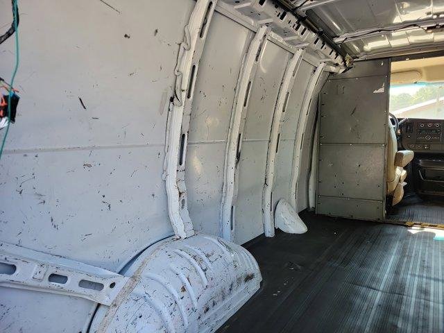 Used 2017 Chevrolet Express 2500 image 10