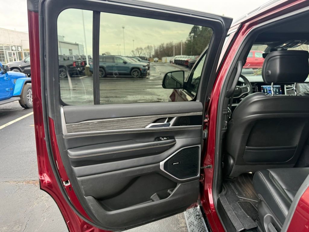 Used 2022 Jeep Wagoneer Series II w/ Premium Group I image 29