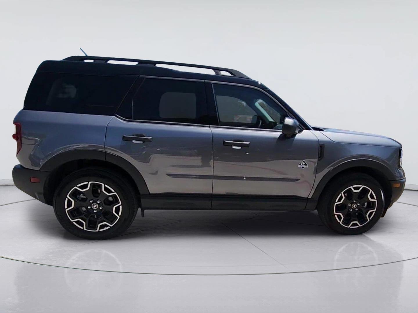 Used 2026 Ford Bronco Sport Outer Banks w/ Outer Banks Tech Package+ AWD/4WD image 9
