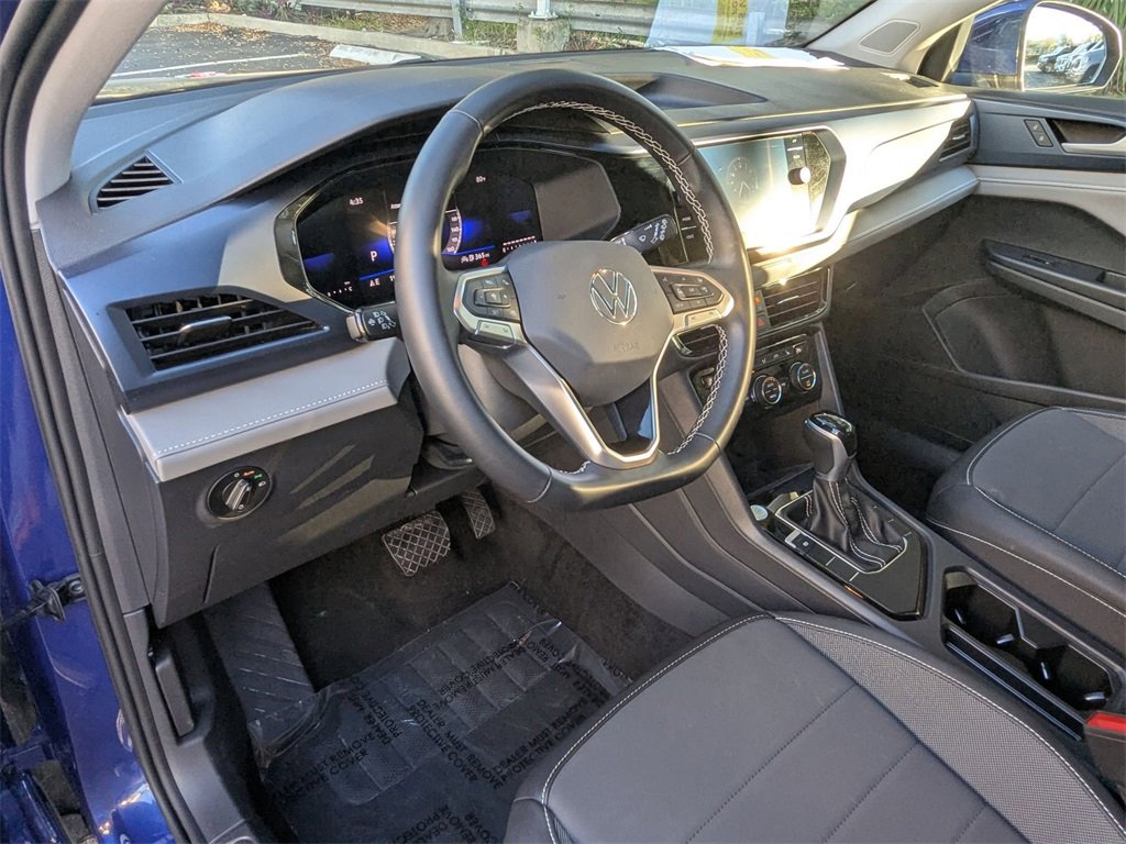 Used 2024 Volkswagen Taos SE image 13