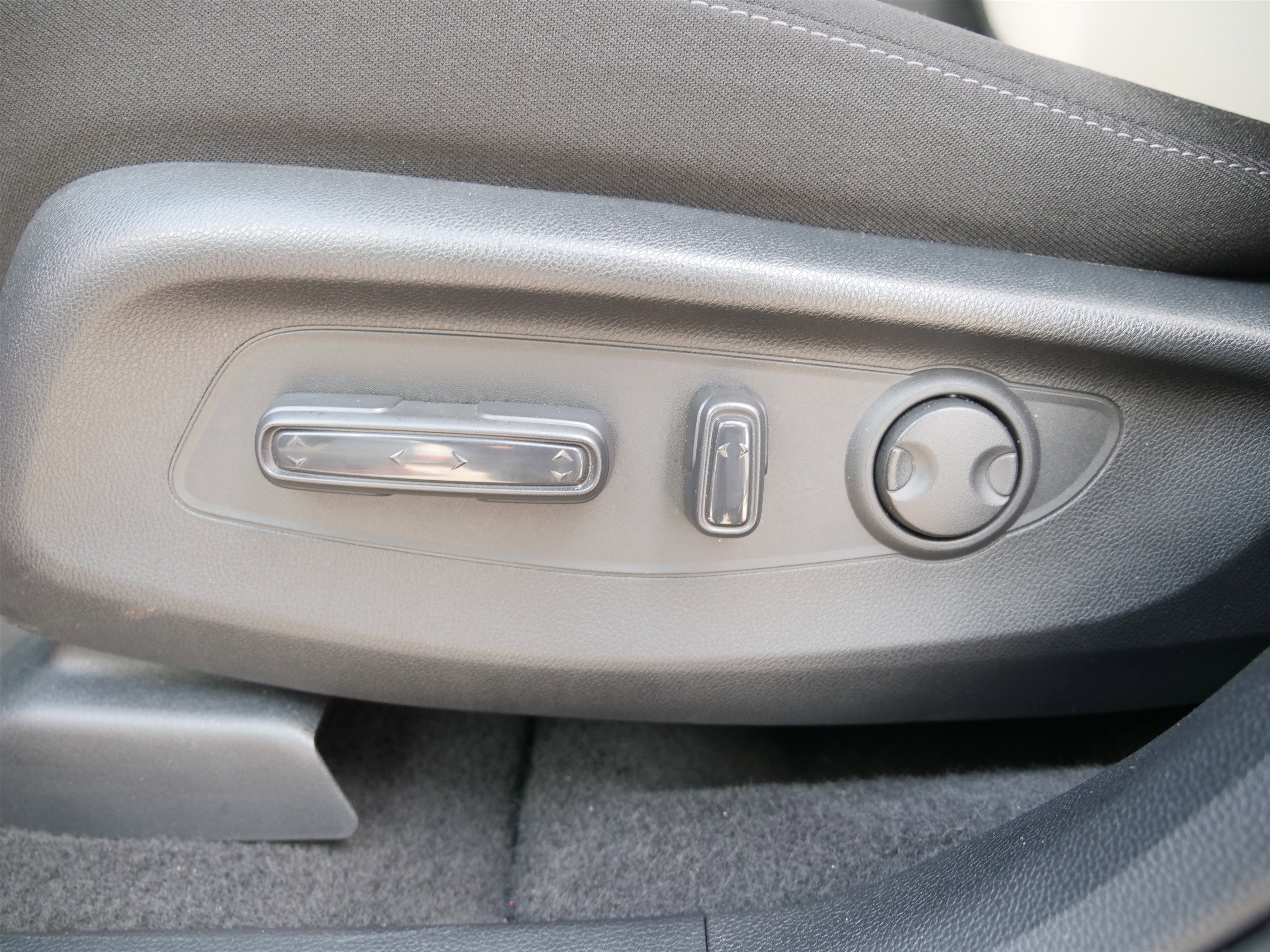 Used 2024 Honda CR-V EX image 15