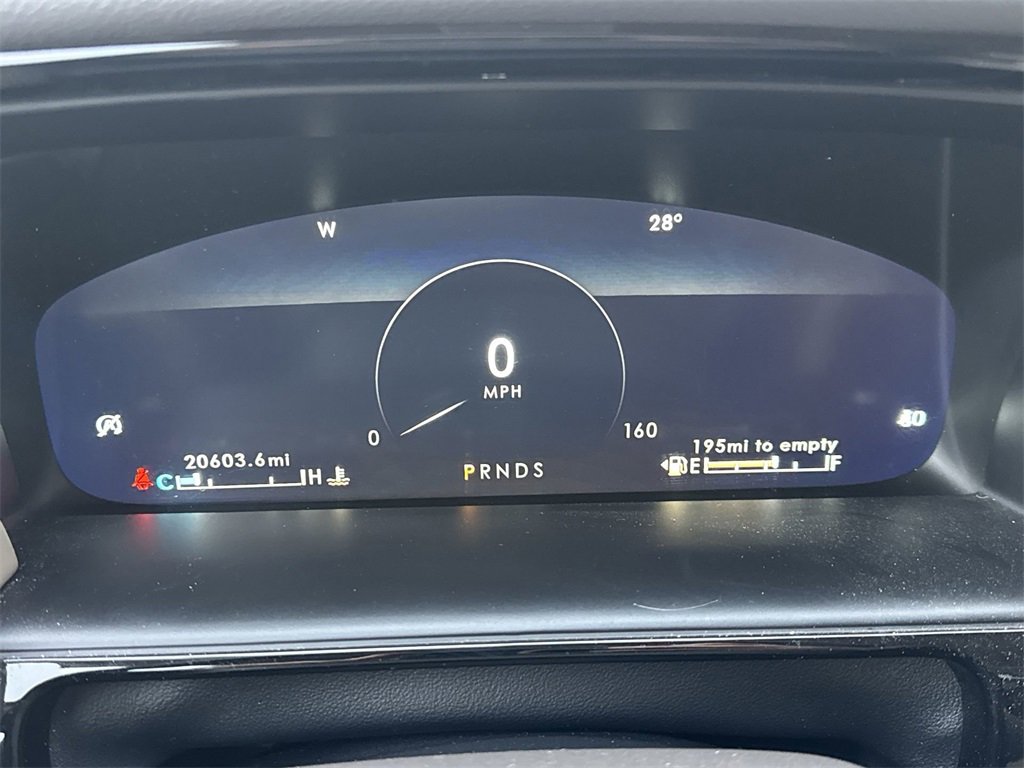 Certified 2022 Lincoln Nautilus FWD w/ Premium Package image 10