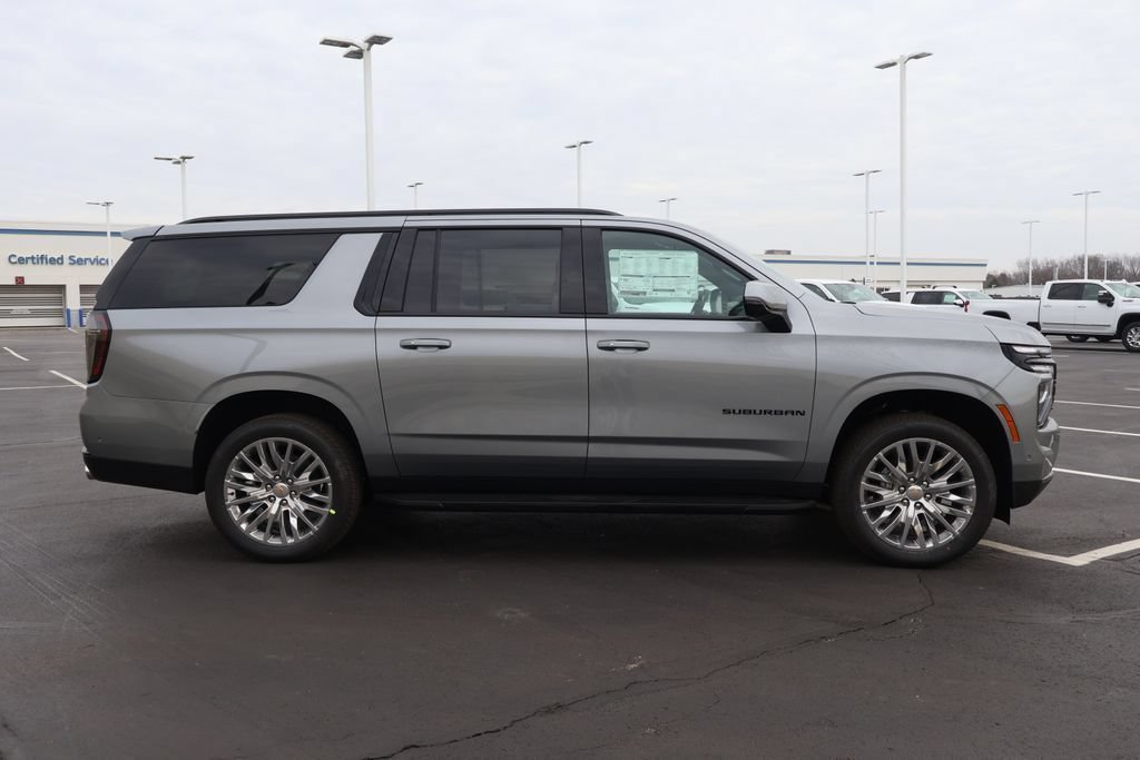 New 2026 Chevrolet Suburban RST w/ Advanced Technology Package AWD/4WD image 9
